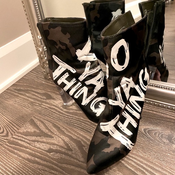 Aldo Heels Boots - Picture 1 of 2